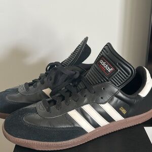 Adidas Samba's